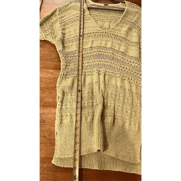 FREE PEOPLE YELLOW OVERSIZED CROCHET KNIT SWEATER WOMENS SZ S - Picture 7 of 9